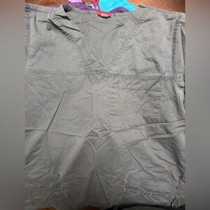 Gray V-Neck scrub top